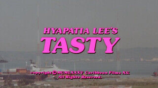 Tasty (1985) - Teljes szexvideó vonzó szexfüggő csajokkal - Szexbalvany