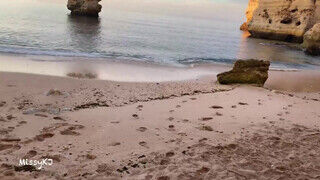 Amatőr beindult tini pár a tengerparton kúrel - Szexbalvany