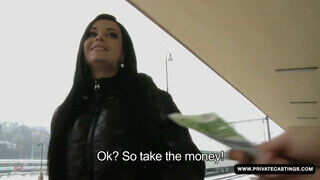 Victoria Blaze a tinédzser fiatal fiatalasszony pénzért kupakol a castingon - Szexbalvany