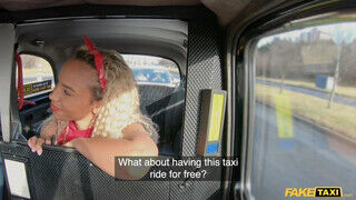 Romy Indy a orbitális tőgyes fekete nőci kúrel a taxis fószerrel - Szexbalvany