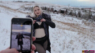 Tinédzser orosz szöszi fiatal csaj baszik a szabadban a pasijával - Szexbalvany