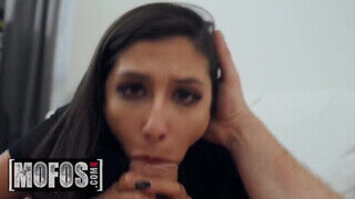 Gianna Dior a csábító kicsike didkós spanyol csajszika pov nézetben megszexelve - Szexbalvany