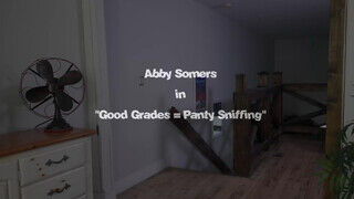 Abby Somers a termetes csöcsű mostoha anya és a nevelő fia titokban hancuroznak - Szexbalvany