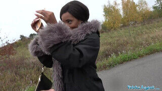 Kiki Minaj a brit tini szuka pénzért kufircol bárkivel - Szexbalvany