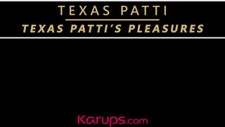 Texas Patti a méretes csöcsű vonzó milf kényezteti a punciját - Szexbalvany