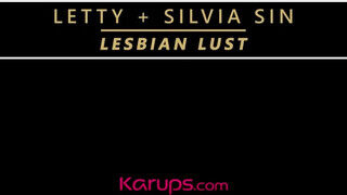 Silvia Sin és Letty a orbitális csöcsű leszbikus idősödő nők egymásnak esnek - Szexbalvany