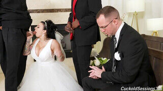 Payton Preslee a óriási csöcsű ribi menyasszony a férje előtt baszik